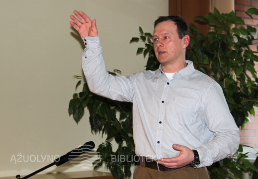 Knygos autorius vyr. srž. S. Maliauskas