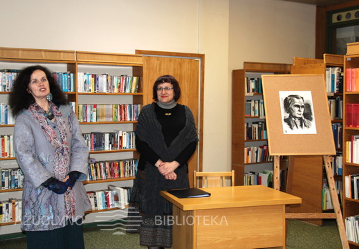 Vokiškų ir šveicariškų leidinių bibliotekos darbuotoja V. Korn pristato pranešėją