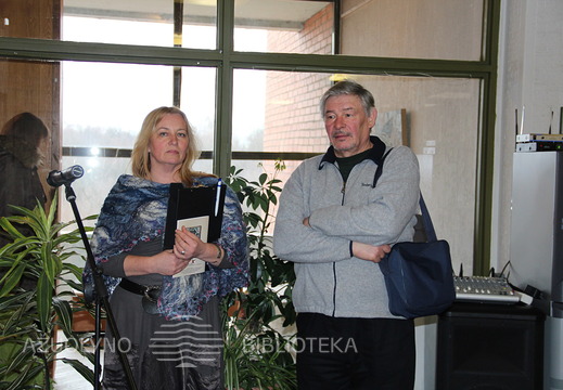 KAVB KRLG vadovė R. Tamoliūnienė ir skulptorius J. Šlivinskas