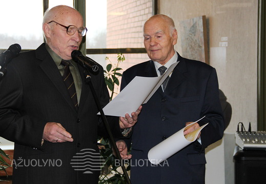 Dailininkai V. K. Slavinskas ir V. S. Lagunavičius