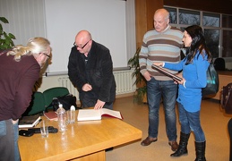 Autografų dalybos