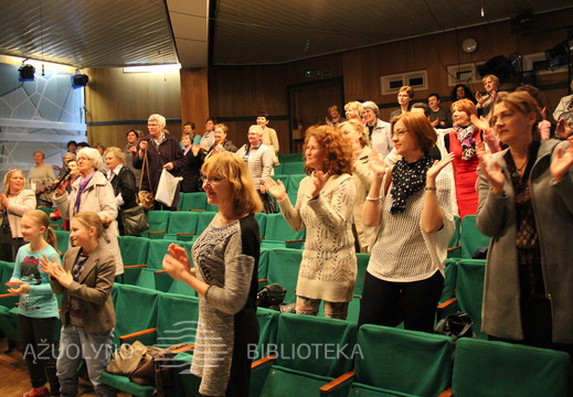 Žiūrovai taip pat buvo aktyvūs.