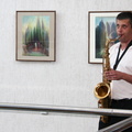 Saksofono garsais ateinančiuosius pasitiko menininko sūnus muzikantas Justas Žilinskas
