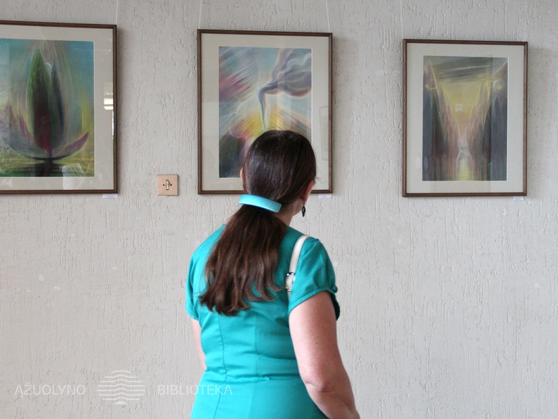 V. Žilinsko pastelės &quot;Debesų klavyrais&quot;