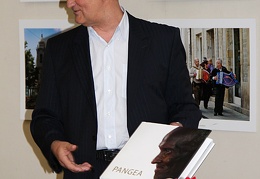 Edmundo Kolevaičio kelionių fotografijų albumas &quot;Pangea&quot;  