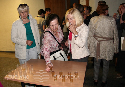 Lankytojus keliautojai vaišino ryžių arbata