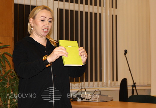 Knygą komentavo VDU doktorantė Eugenija Valienė