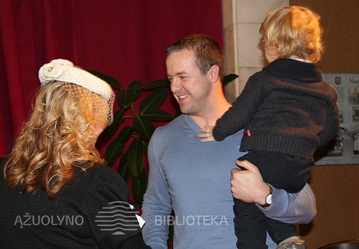 Padėka Adomui Miliauskui, atvėrusiam savo tarpukario nuotraukų kolekciją.