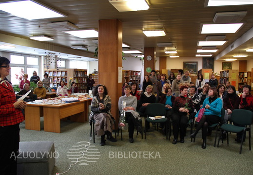 Pasidžiaugti paroda susirinko kolegos ir artimieji