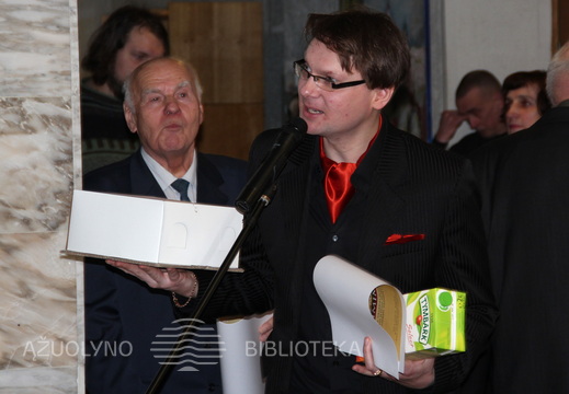 Bendruomenės centro "Žaliakalnio aušra" choro "Gaida" vadovas Arvydas Paulauskas