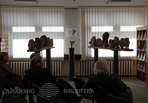 Skulptūrų paroda "Susitikę laike"