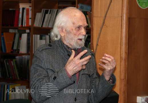 Skulptorius Leonas Strioga