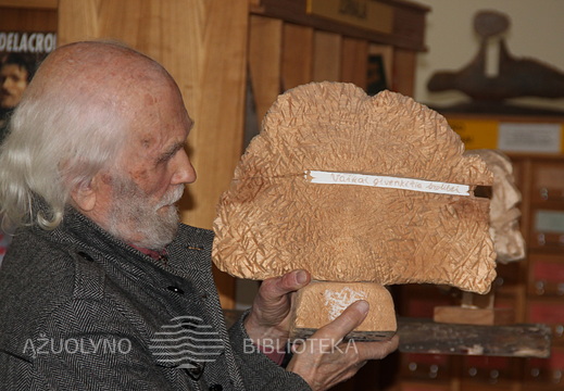 Autorius ir skulptūros