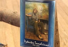Išleistas naujas DVD, skirtas menininko V. Tamoliūno kūrybai