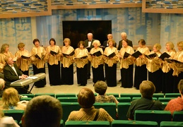 Literatūrinė-muzikinė kompozicija „Tik nesumindžiokit širdies“