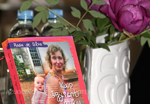 Rasa de Silva – kaip išgyventi amžių sandūroje?