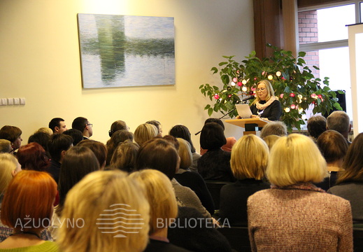 Pranešimą skaito Rimantė Tamoliūnienė