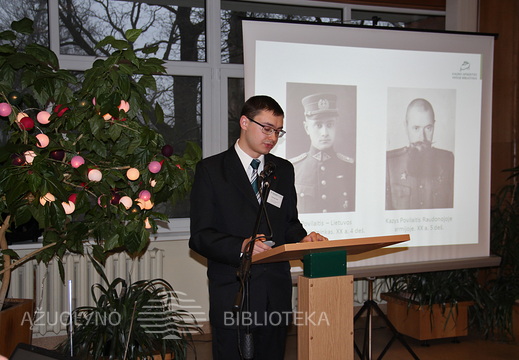 Pranešimą skaito Mindaugas Balkus