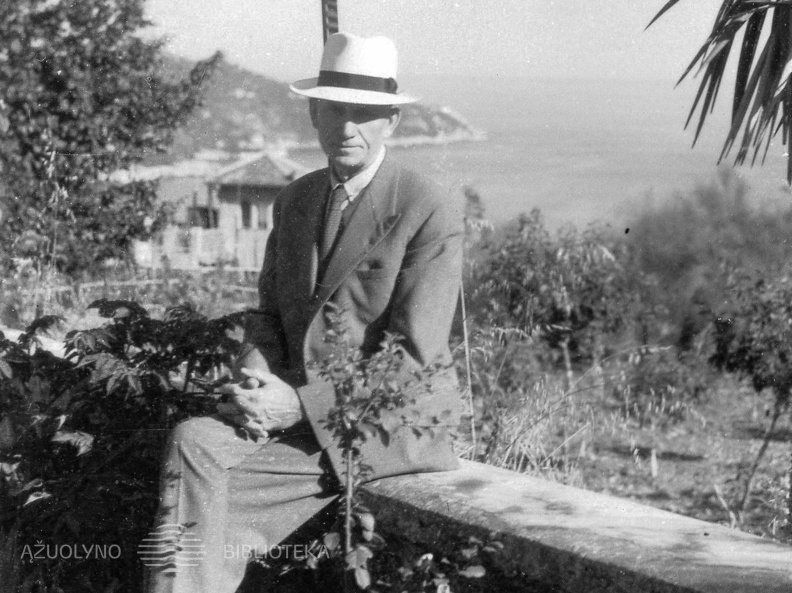 Jurgis Savickis svečiuojasi viloje &quot;Amerika&quot; Villefranche-sur-Mer, Prancūzijos Rivjeroje