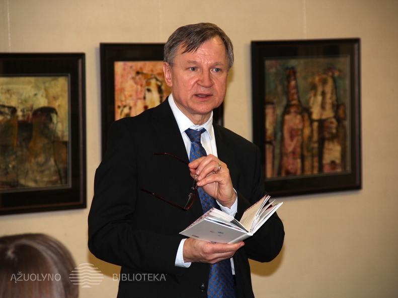 Seimo narys, poetas Egidijus Vareikis