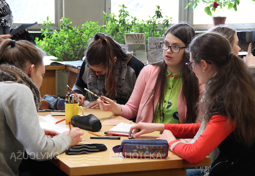 Kauno dailės gimnazijos moksleiviai