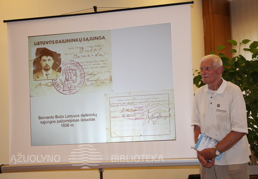 Poetas Robertas Keturakis