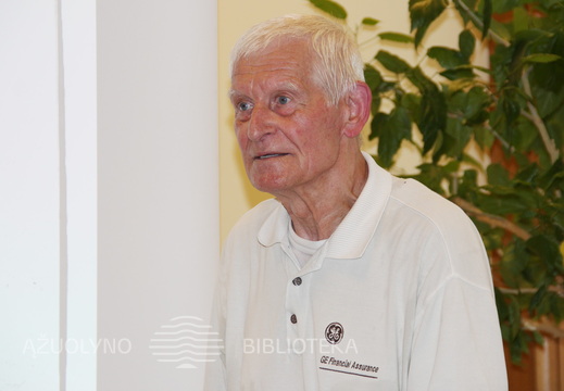 Poetas Robertas Keturakis