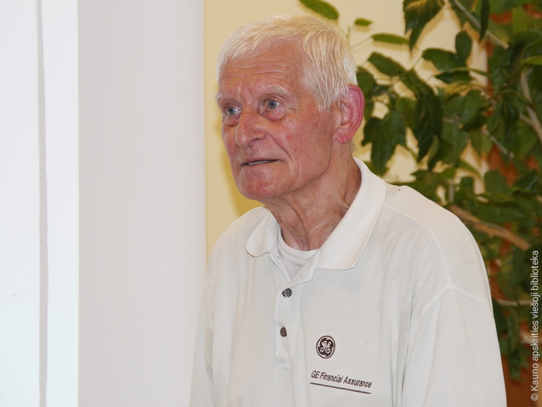 Poetas Robertas Keturakis