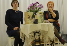 Renginio moderatorė Julija Genienė ir muziejininkė, rašytoja Aldona Ruseckaitė