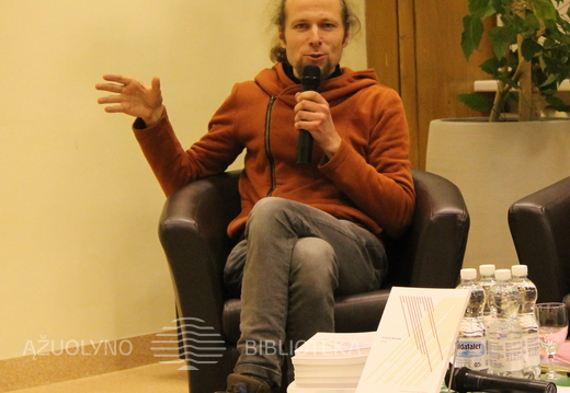 Poetas, vertėjas Marius Burokas