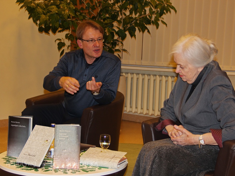 Aktorius Gintaras Mikalauskas ir poetė Ramutė Skučaitė