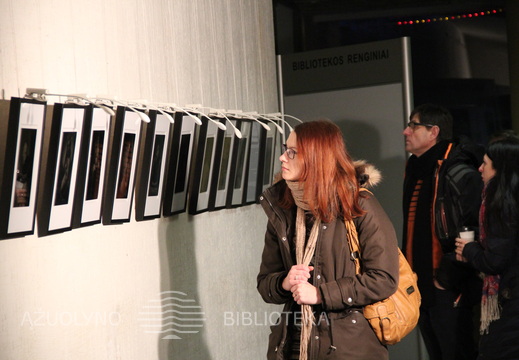 Parodos atidarymo akimirka