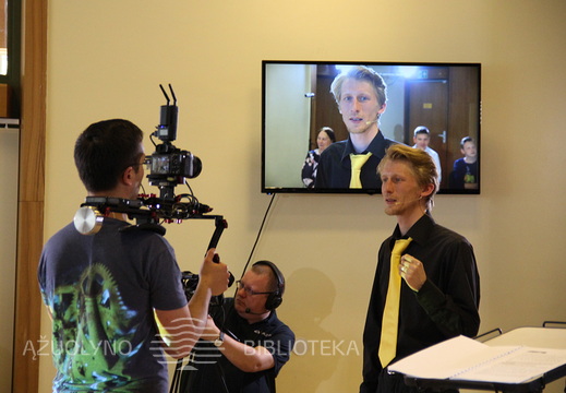 Vasara su knyga atidarymas