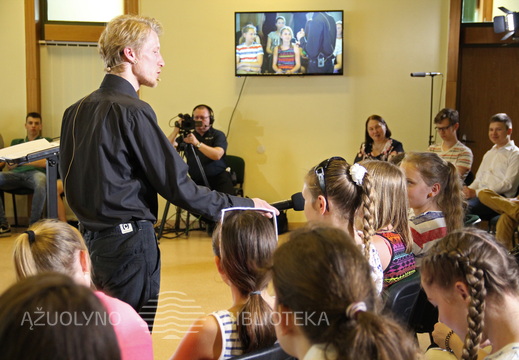 Vasara su knyga atidarymas