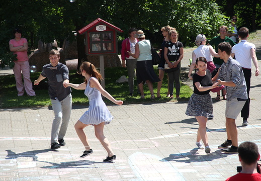 Vasara su knyga atidarymas