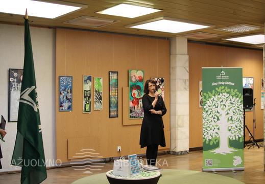 Bibliotekos garbės skaitytoja prof. Rasa Žukienė