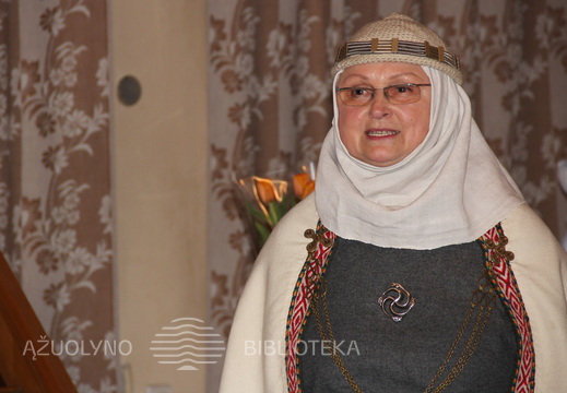 Senovės baltų religinės bendrijos „Romuva“ krivė Inija Trinkūnienė