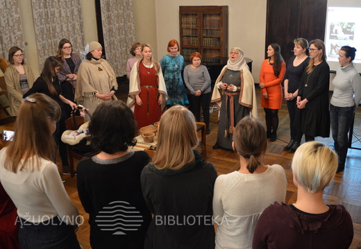 Vaiko palaiminimo apeigų demonstravimas