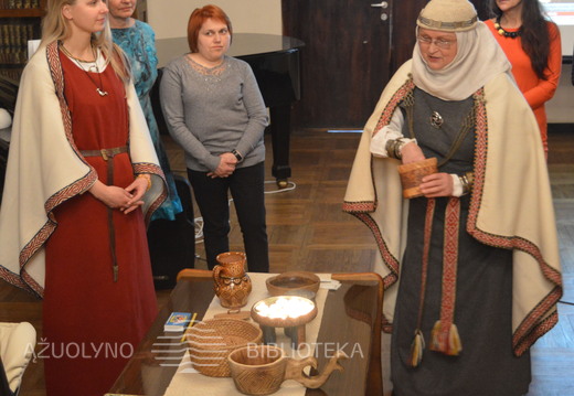 Vaiko palaiminimo apeigų demonstravimas