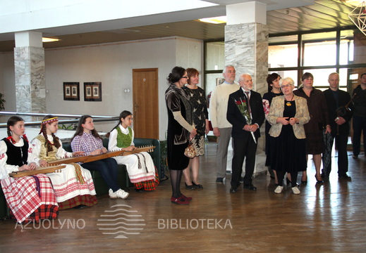 Folkloro ansambliai „Alda“, „Sauluva“