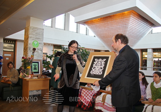 Sveikina Lietuvos tautodailininkų sąjungos pirmininkas Jonas Rudzinskas