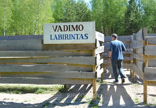 Klaidusis „Vadimo labirintas“ Baltų mitologijos parke