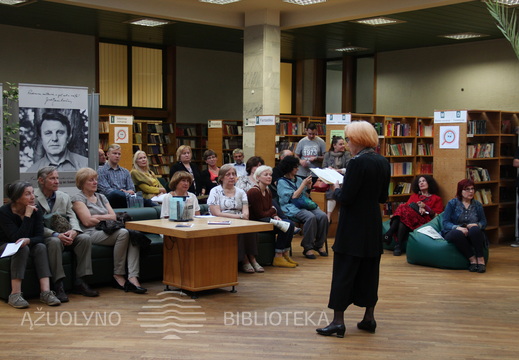 Skaito aktorė Doloresa Kazragytė