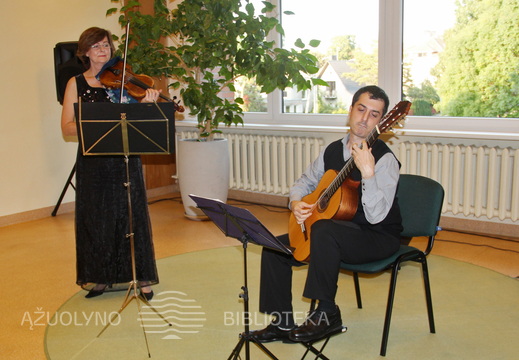 Gitaristas Esteban Colucci