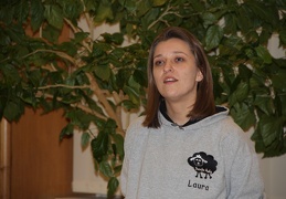 KNYGOS PRISTATYMAS. „Juoda Avis“: kas sakė, kad augti galima tik į viršų?