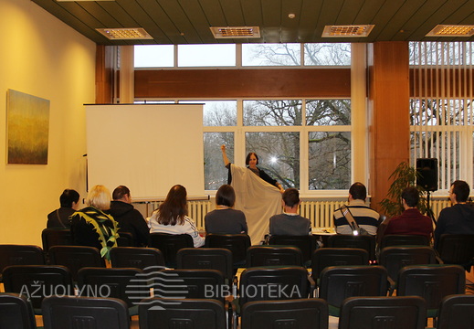 Teatro edukacija su Birute Mar