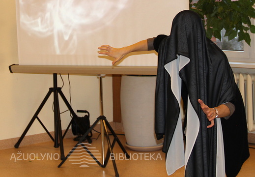 Teatro edukacija su Birute Mar