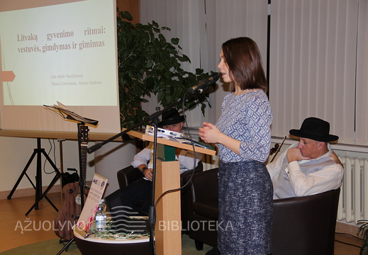 Lektorė Akvilė Naudžiūnienė, Vilniaus universitatas