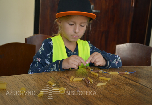 Skaitymai ir kūrybinės dirbtuvės „Makaronai sniego žmogui“