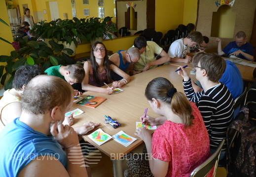 Skaitymai ir kūrybinės dirbtuvės „Gamtos atvirukas“ Kauno neįgaliojo jaunimo užimtumo centre